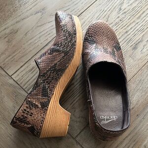 Dansko Dark Brown Snakeskin Print Leather Clogs, 10.5-11, EU 41
